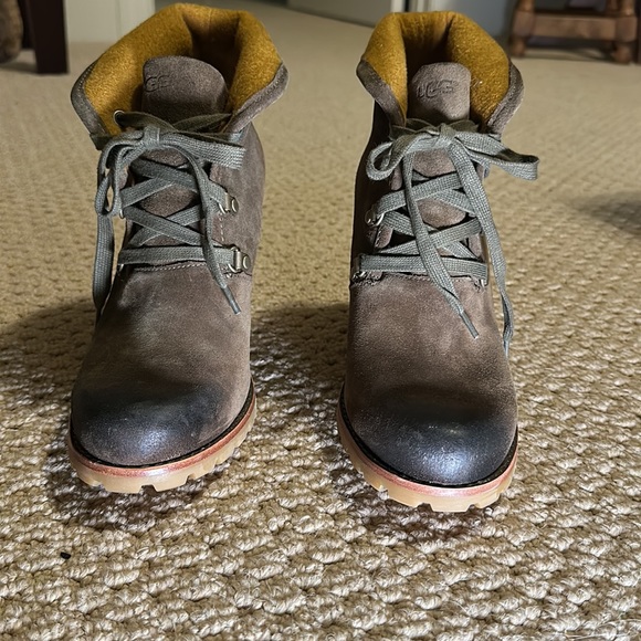 Brand New Ugg Suede Boots - Picture 5 of 16